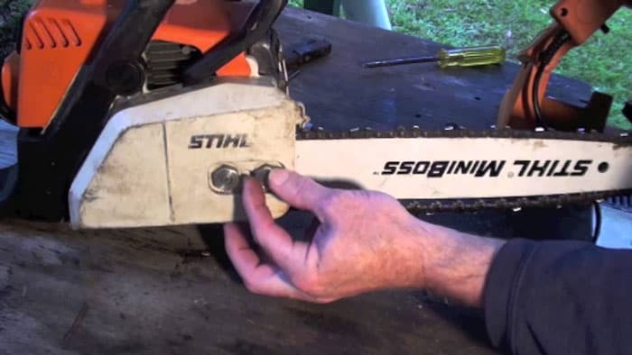Chain-on-a-Chainsaw Chain-on-a-Chainsaw