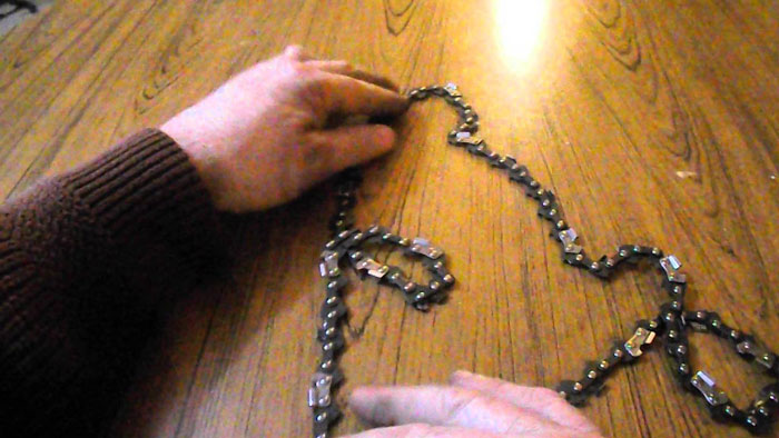 Untangle-a-Chainsaw-Chain