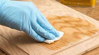 Safety Tips to Remember When Using Spar Urethane and Polyurethane